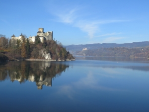 Widok na zamki z zapory